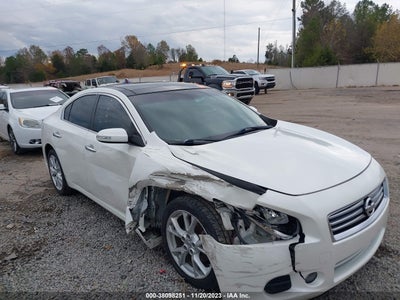 Nissan Maxima 2014