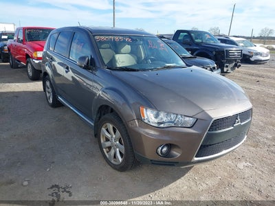 Mitsubishi Outlander 2011