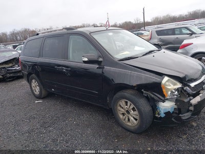 Kia Sedona 2011