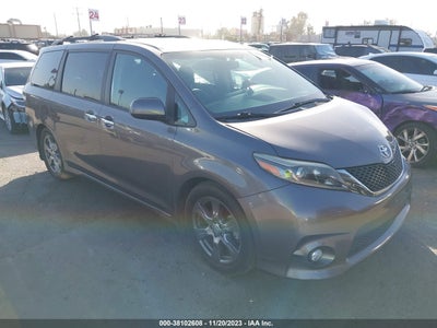 Toyota Sienna 2017