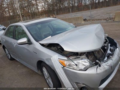 TOYOTA CAMRY HYBRID 2012