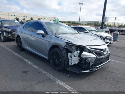 Toyota Camry 2021