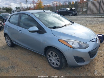 Mazda 2 2013
