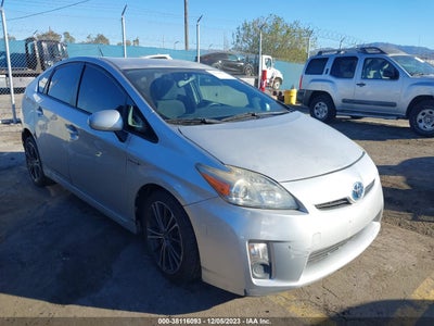 TOYOTA PRIUS 2011