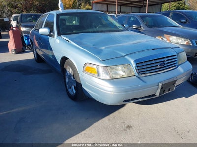 Ford Crown victoria 2011