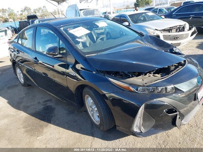 Toyota Prius prime 2021