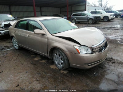 Toyota Avalon 2005