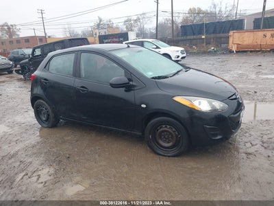 Mazda 2 2014