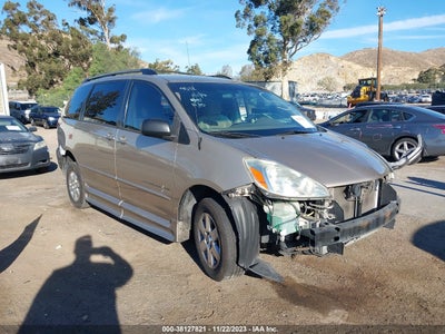 Toyota Sienna 2004