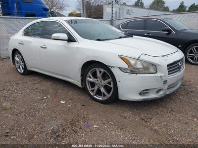 Nissan Maxima 2010