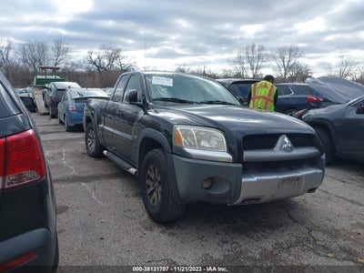 Mitsubishi Raider 2006