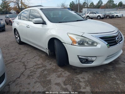 Nissan Altima 2014