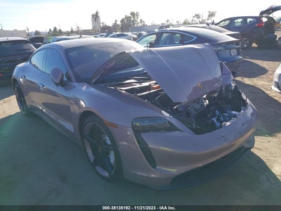 Porsche Taycan 2023
