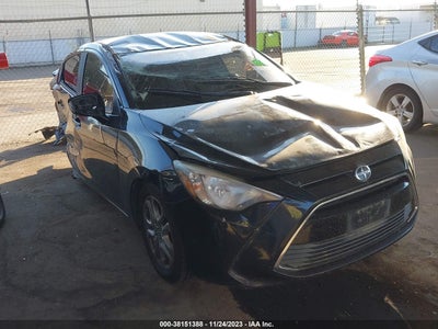 Scion Ia 2016