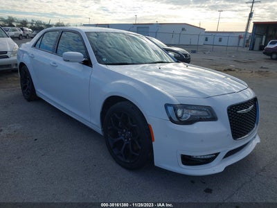 Chrysler 300 2019