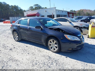 Chrysler 200 2012