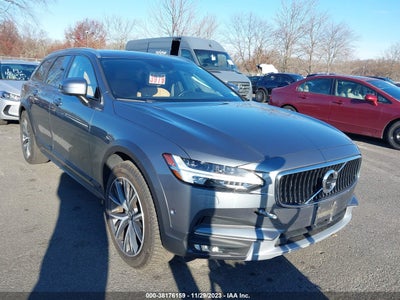 Volvo V90 cross country 2018