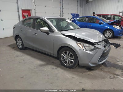 Scion Ia 2016