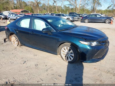 Toyota Camry 2019
