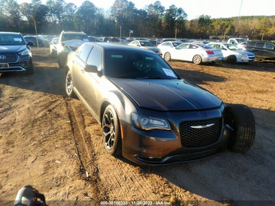 Chrysler 300 2019