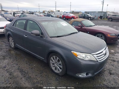 Toyota Avalon 2011