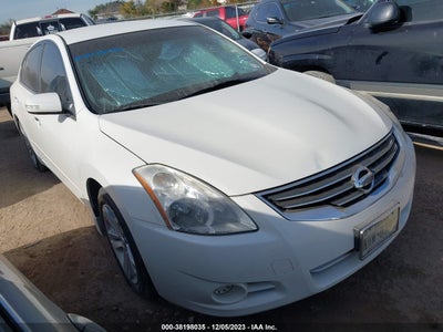 Nissan Altima 2012