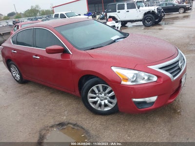 Nissan Altima 2015