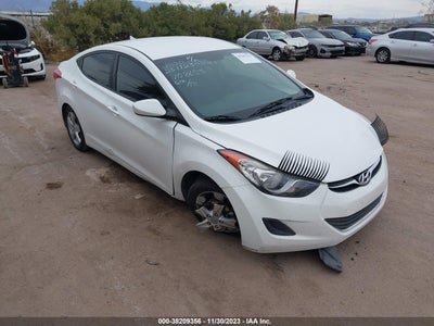 Hyundai Elantra 2013