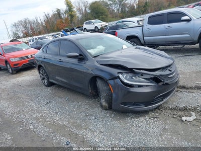 Chrysler 200 2015