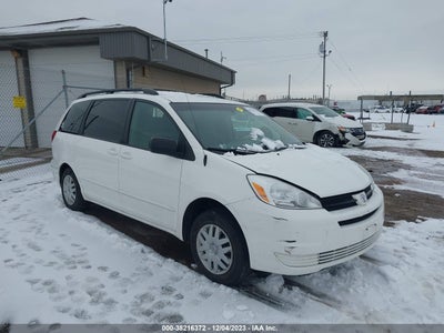 Toyota Sienna 2004