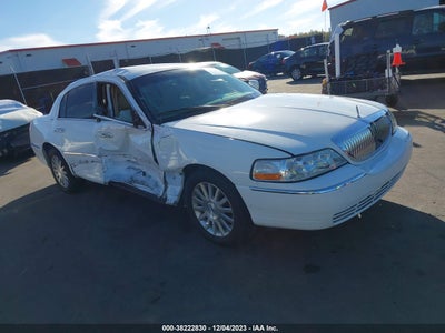 Lincoln Town car 2004