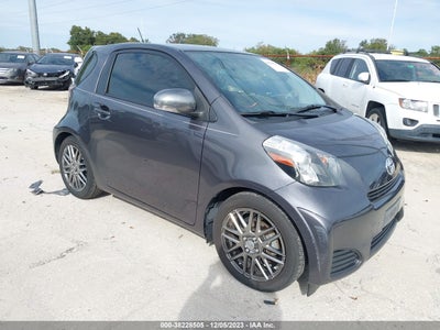 Scion Iq 2012