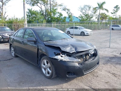 TOYOTA CAMRY 2010