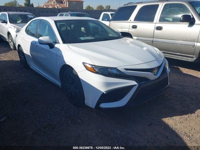 Toyota Camry 2022