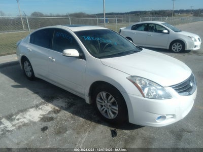 Nissan Altima 2010