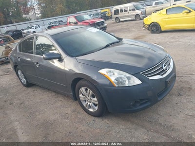 Nissan Altima 2012