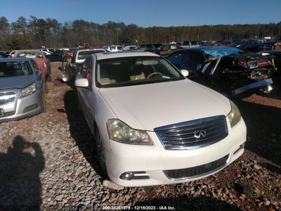 Infiniti M35 2010