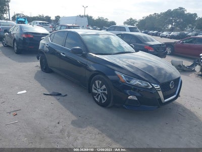 Nissan Altima 2021