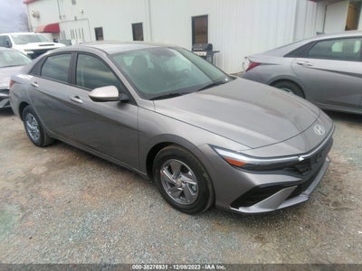 Hyundai Elantra 2024