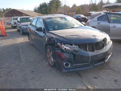 Toyota Camry 2014