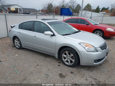 Nissan Altima 2008