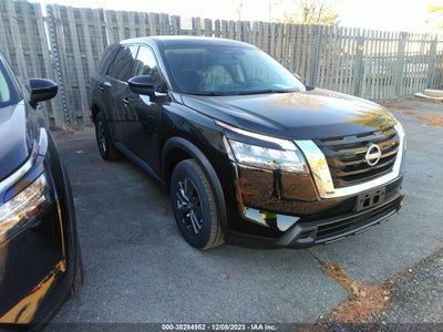 Nissan Pathfinder 2024