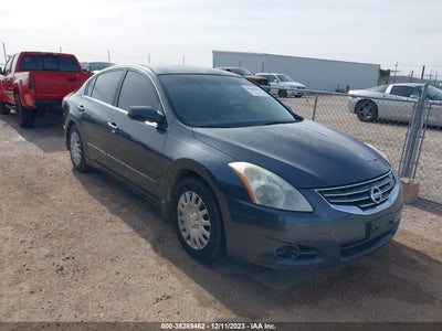 Nissan Altima 2010