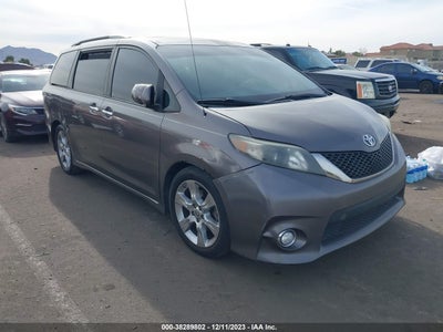 Toyota Sienna 2013