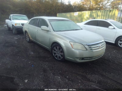 Toyota Avalon 2006