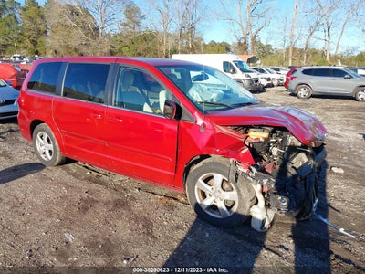 Volkswagen Routan 2010