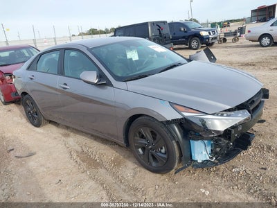 HYUNDAI ELANTRA 2023