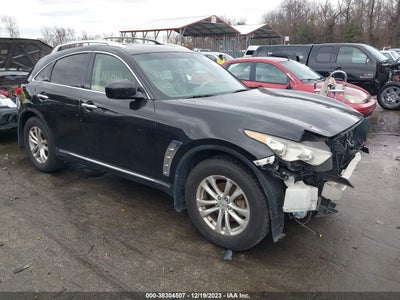 INFINITI FX35 2011