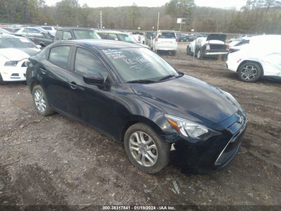 Scion Ia 2016