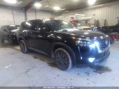 Nissan Pathfinder 2024